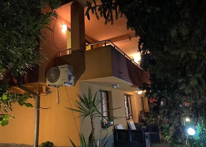 нели Διαμέρισμα