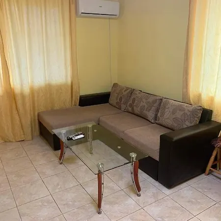 Appartamento нели